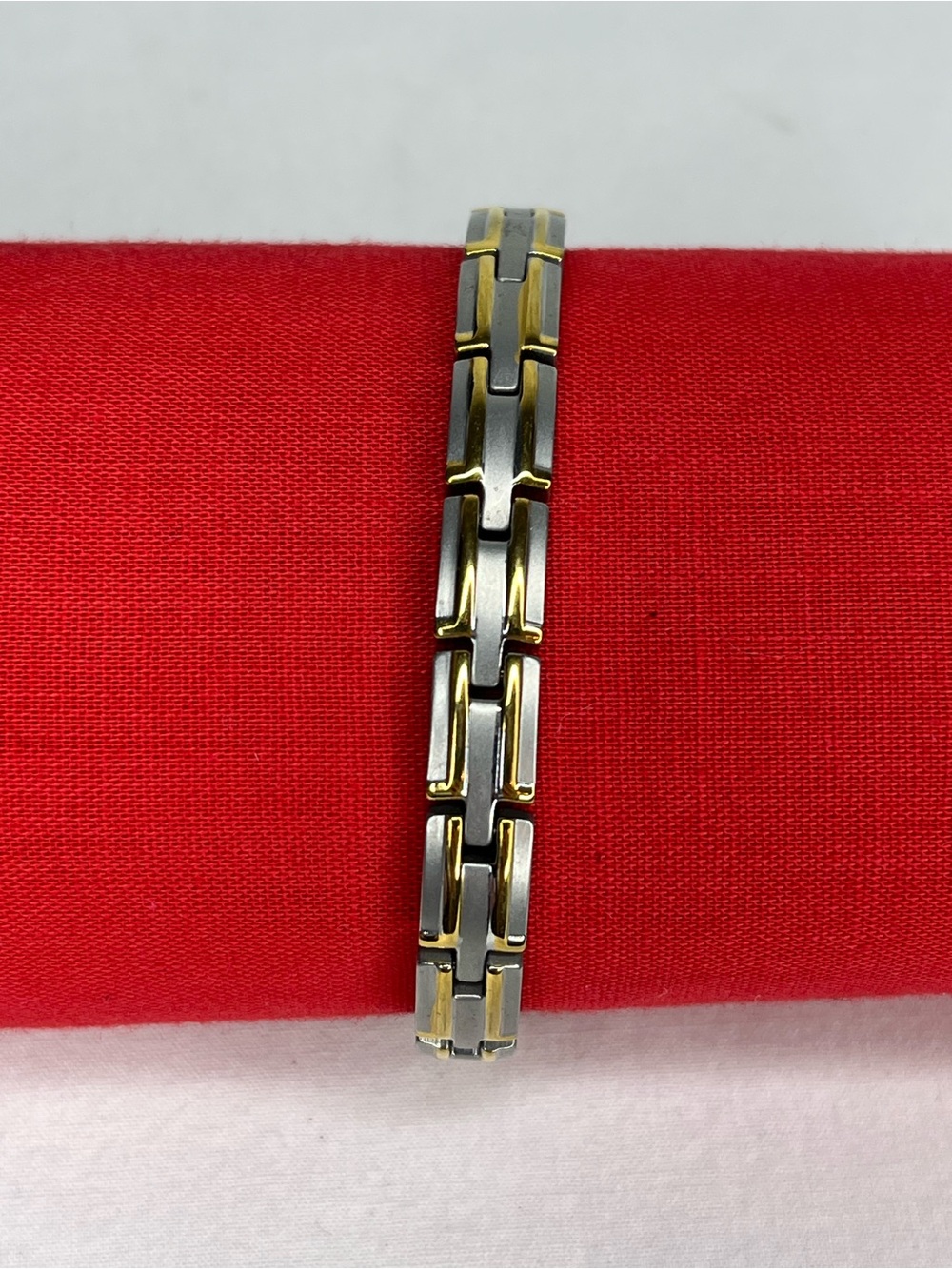 UB Ultra Brand Magnetic Wellness Bracelet in Gold & Brushed Silver Tones. 6.5"